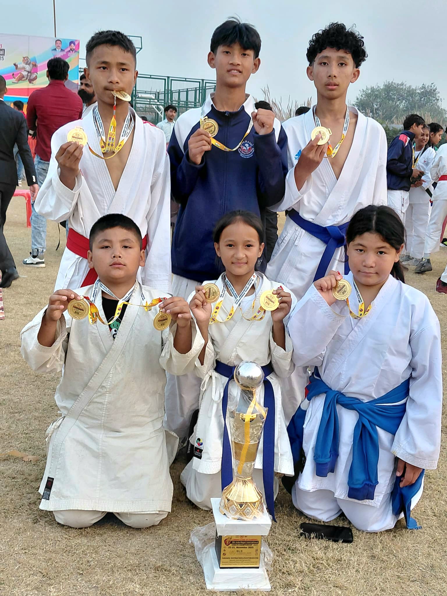 अन्तर्राष्ट्रिय कराँते च्याम्पियनसिपमा: सामरी कल्लाबारी डोजोलाई ९ स्वर्ण